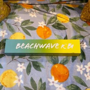 The Beachwaver B1 Curling Iron Limited Edition